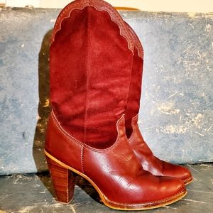 Vintage 1970s Zodiac Red Boots